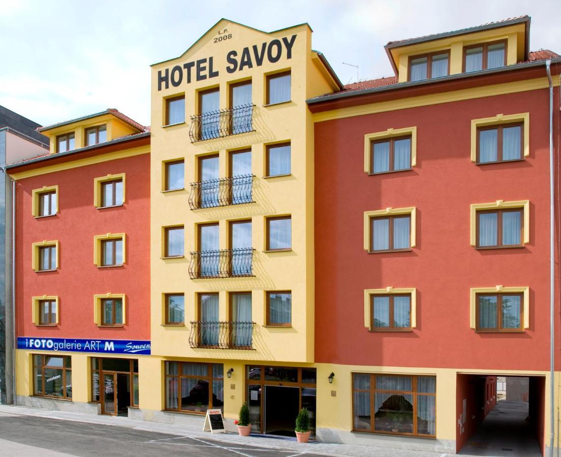 Hotel Savoy เชสเกบูดิเยโจวิตเซ ภายนอก รูปภาพ